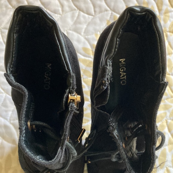 Migato NWOT black high heel ankle boots size 38 never worn. Bought in Greece. - Picture 5 of 10